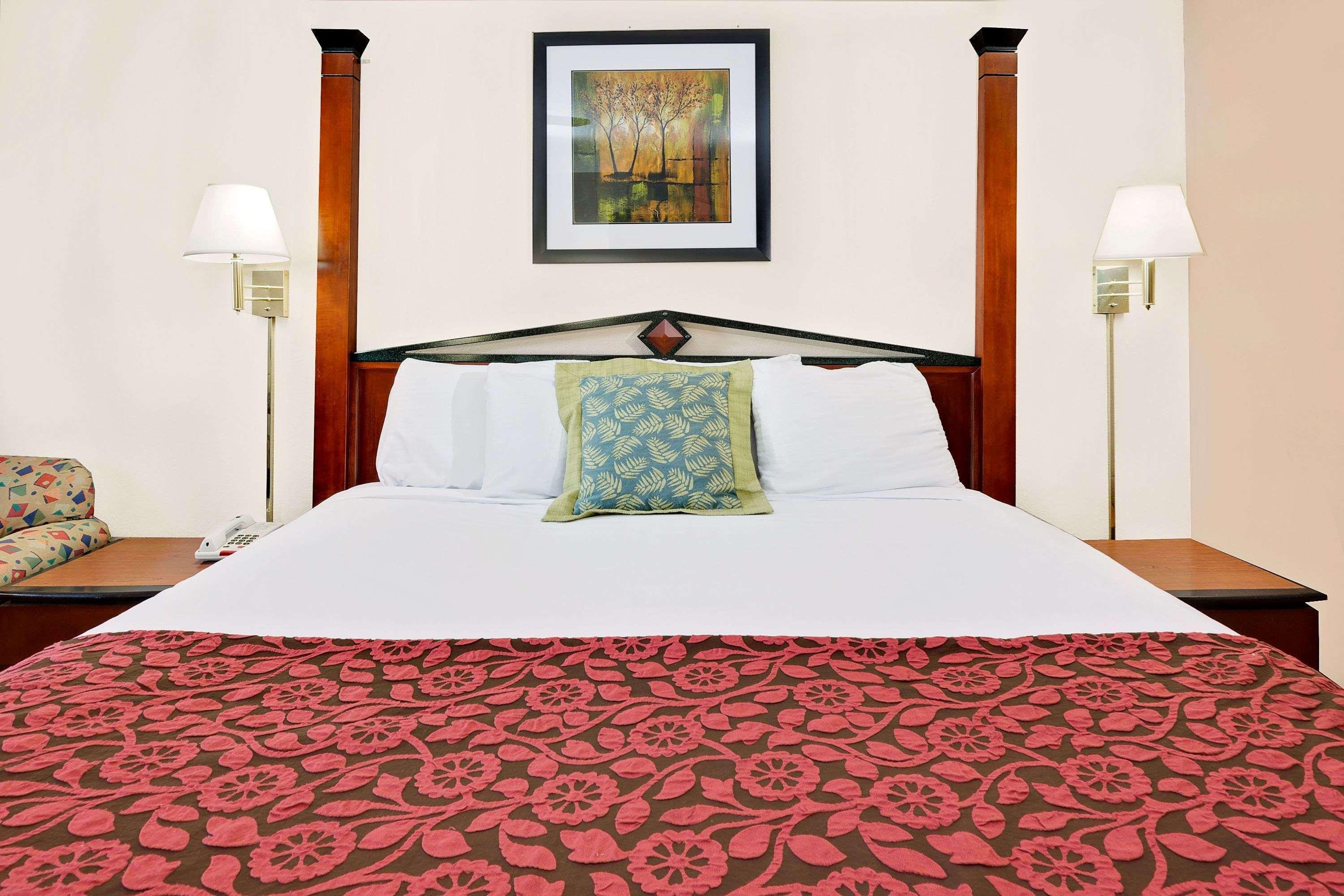 Days Inn By Wyndham Demopolis Zewnętrze zdjęcie